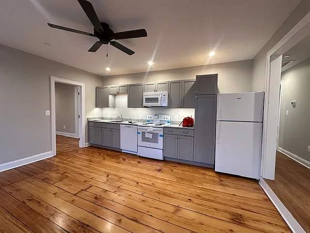 160 W Main St #2 — Photo 6