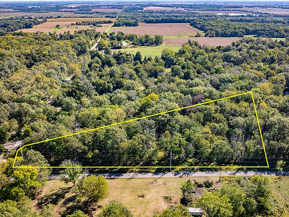 2nd image of 1579 S County Road 1100 Rd W