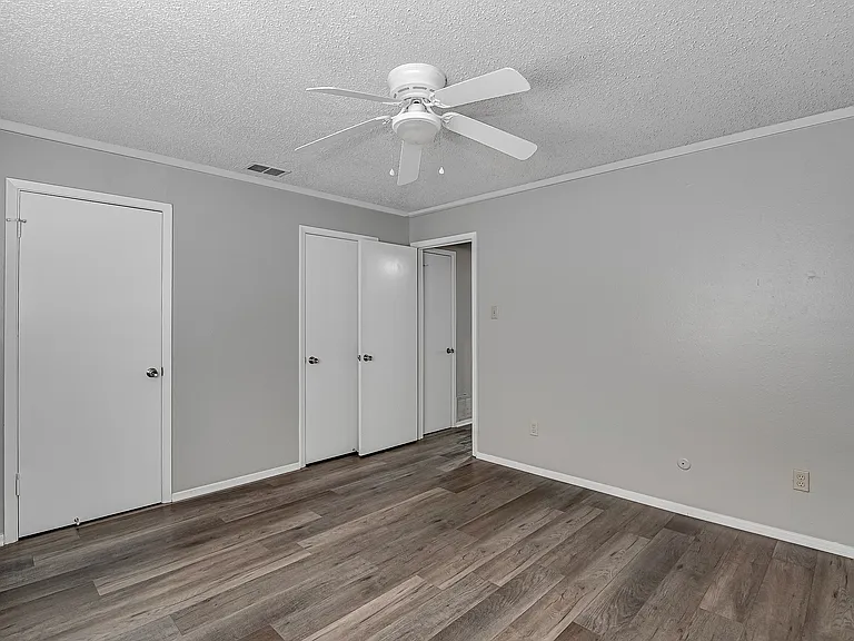 1709 Short St #B — Photo 14