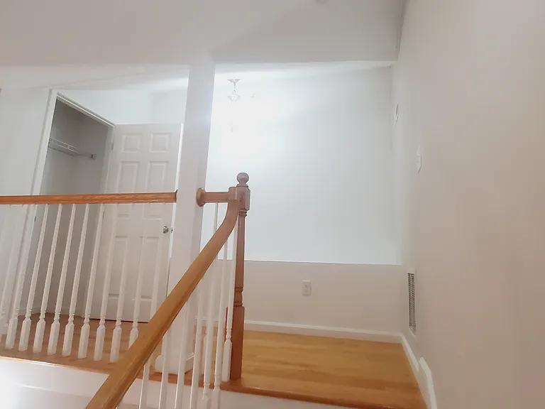 22 John Hancock Dr — Photo 28