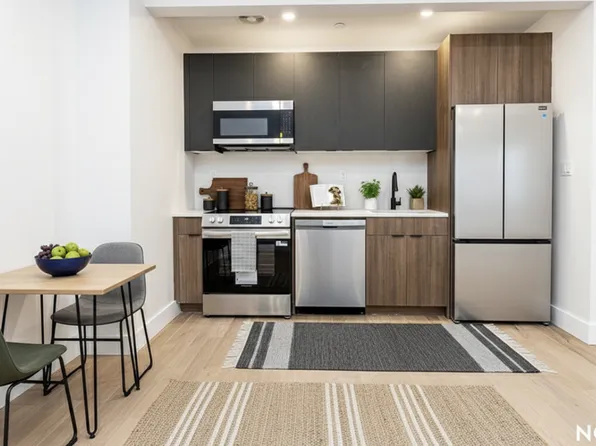 103 Moore Street image 1 of 21