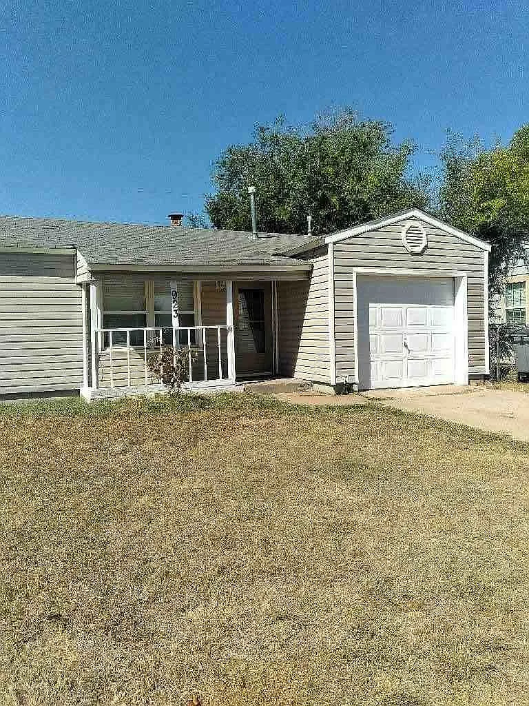 923 SW 29th St, Lawton OK - Owner Finance Home