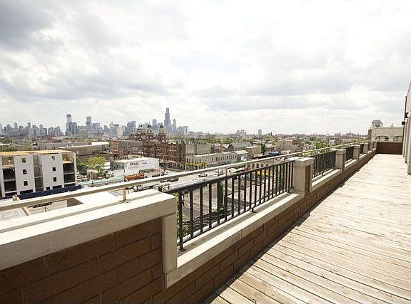 3rd image of 821 N Marshfield Ave #701