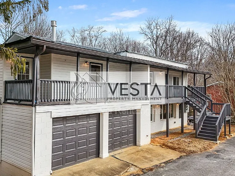 2383 Dutch Cove Rd #2 — Photo 3