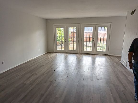 3rd image of 6499 Lontos Dr