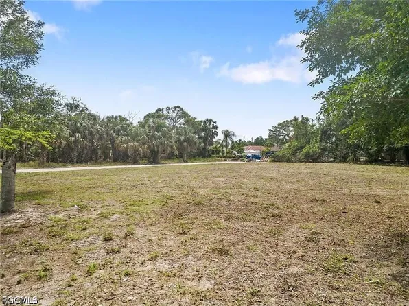 27820 Lime St, Bonita Springs, FL 34135