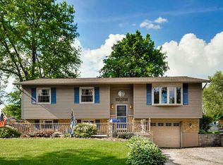 1173 Old Mill Ln, Hanover Park, IL 60133