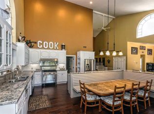 17925 Sage Hen Rd, Victorville, CA 92395