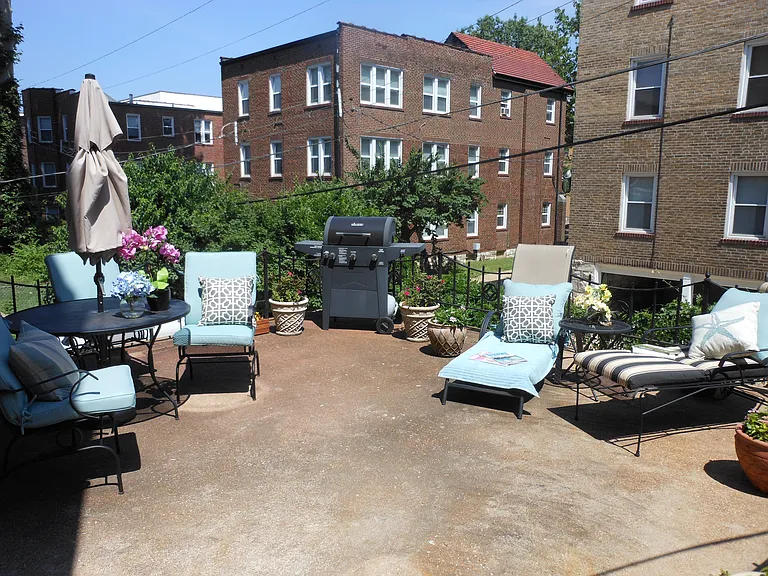 7537 Parkdale Ave — Photo 16