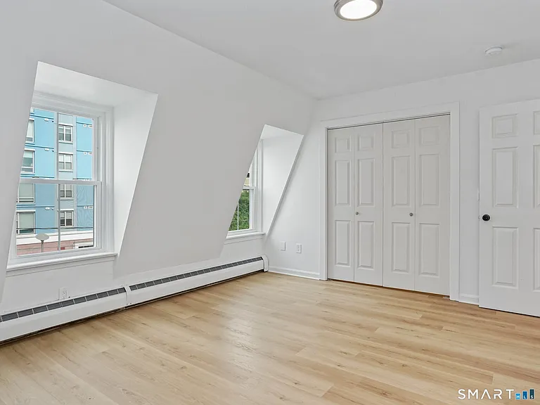 678 Atlantic St #3 — Photo 9