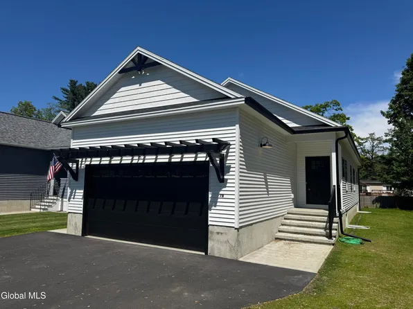 7B Parkview Avenue, Queensbury, NY 12804