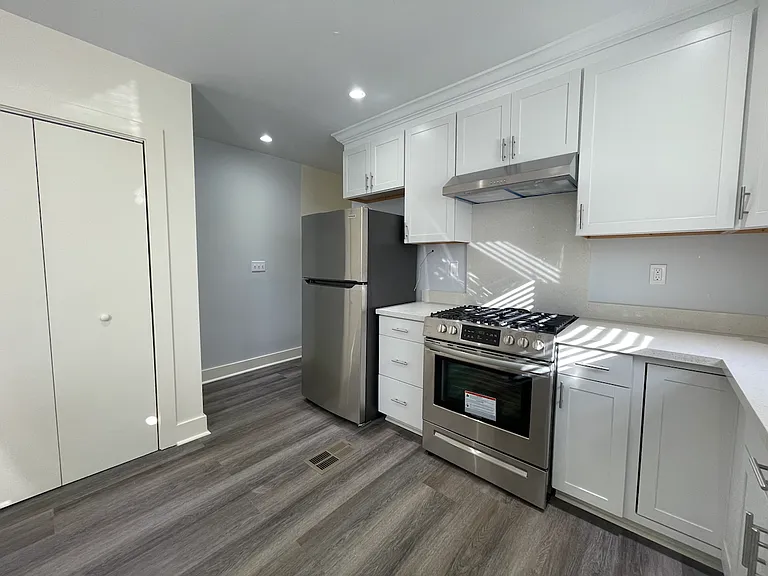 111 Elmeer Ave #A — Photo 5