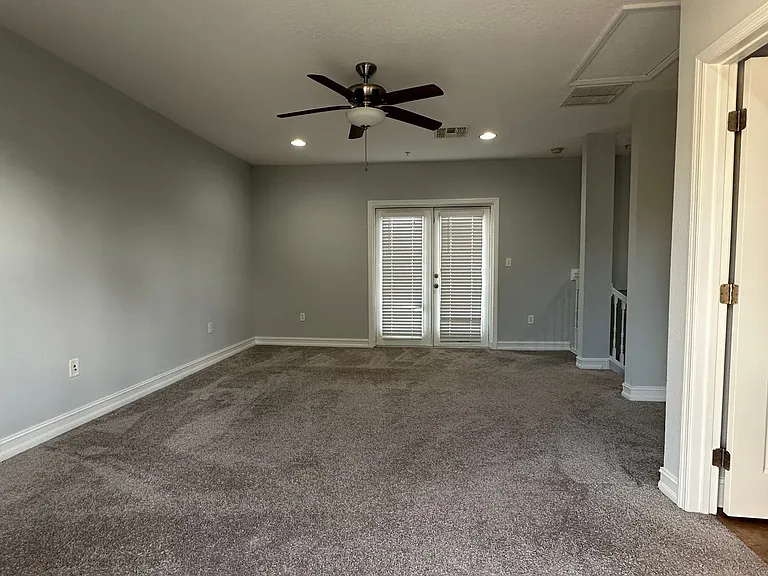 3720 Messina Dr — Photo 67