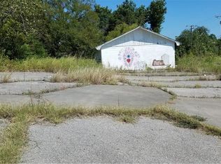 208 W Gale Ave, Seminole, OK 74868