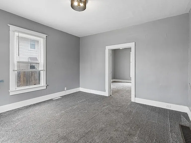2123 Washington St #A — Photo 4