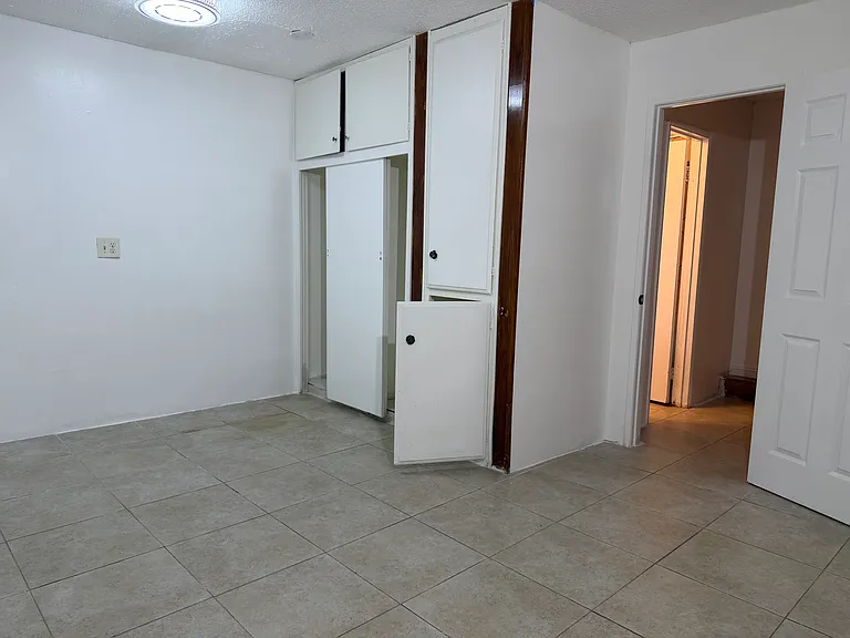 471 W Duarte Rd #114 — Photo 10