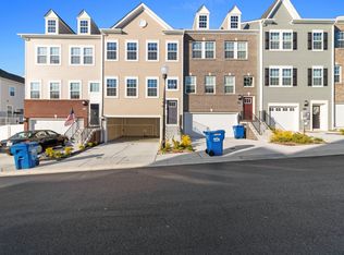 45318 Foghorn Way, California, MD 20619