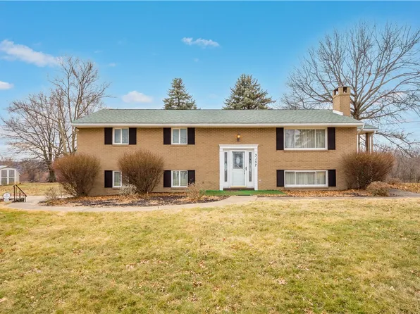 3157 Old Oakdale Rd S, Mc Donald, PA 15057