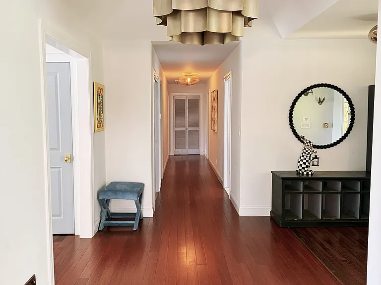 570 Bedford Rd — Photo 3