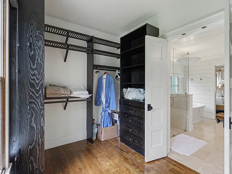 545 Cross Creek Trl — Photo 40