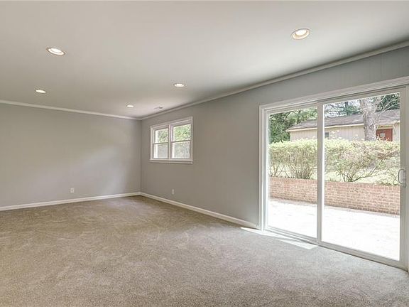 4th image of 2355 Wood Creek Ct