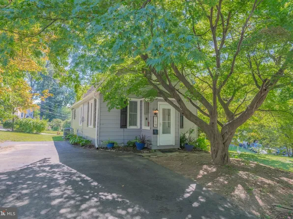 119 5th Ave, Broomall, PA 19008