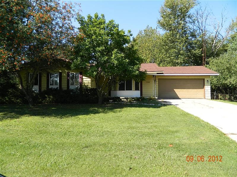 7460 Ironwood Dr, Swartz Creek, MI 48473 Zillow