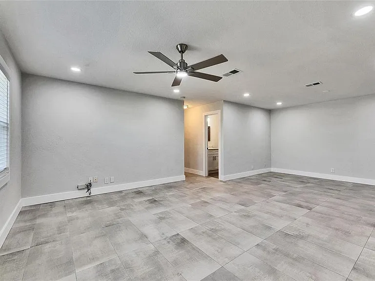 1025 Apollo Beach Blvd #1 — Photo 16