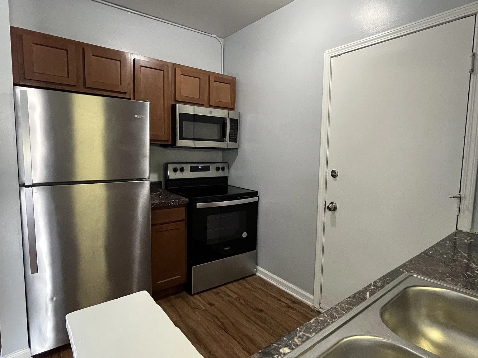 Jade Apartments - 15-208 — Photo 2