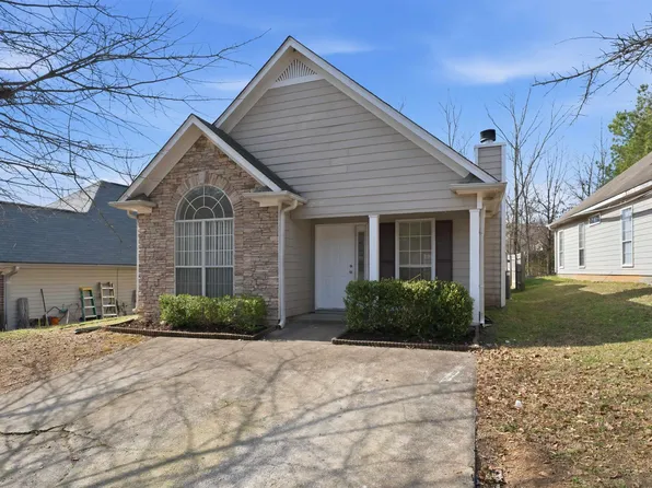 397 Camden Cove Cir, Calera, AL 35040