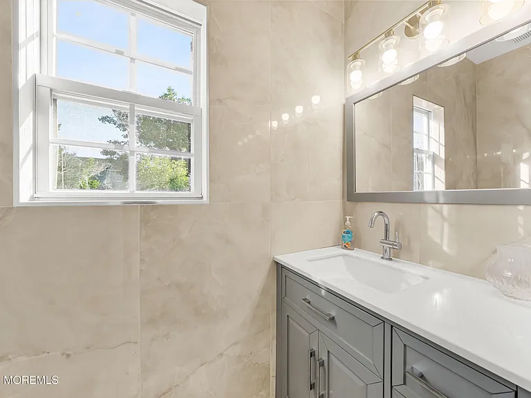 41 Tall Oaks Ct — Photo 12
