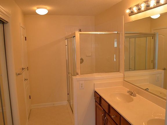 5th image of 1902 Sawgrass Ln