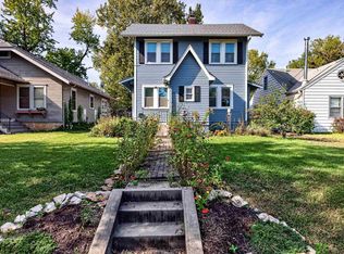135 SW Broadmoor Ave, Topeka, KS 66606