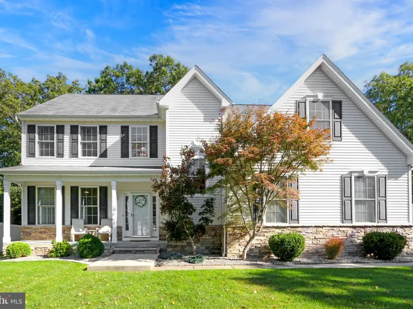 6 Arbor Dr, Egg Harbor Township, NJ 08234