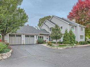 612 W Franklin St, Wheaton, IL 60187