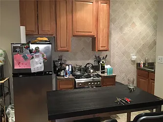 Rented by R New York