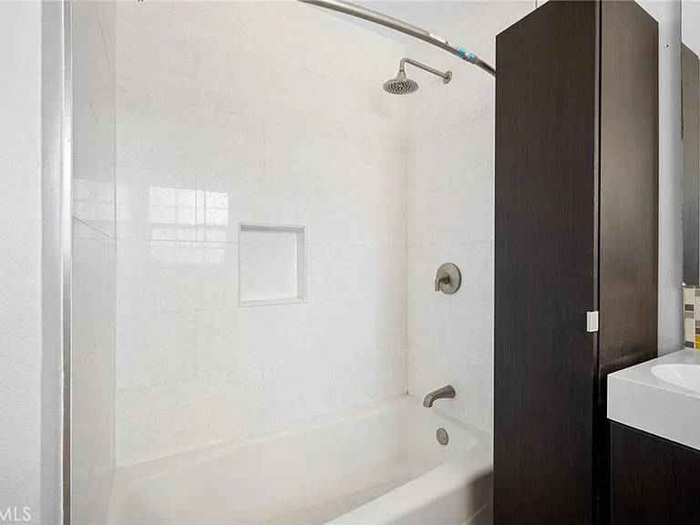 2930 Mayfield Ave #2930 — Photo 19