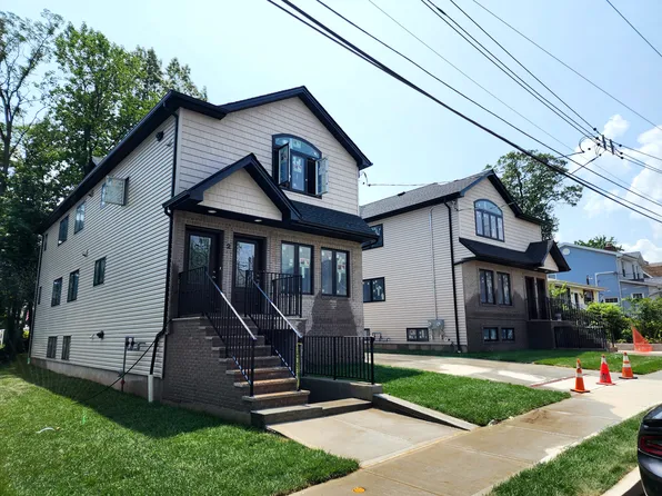 4 Highmount Road image 1 of 2