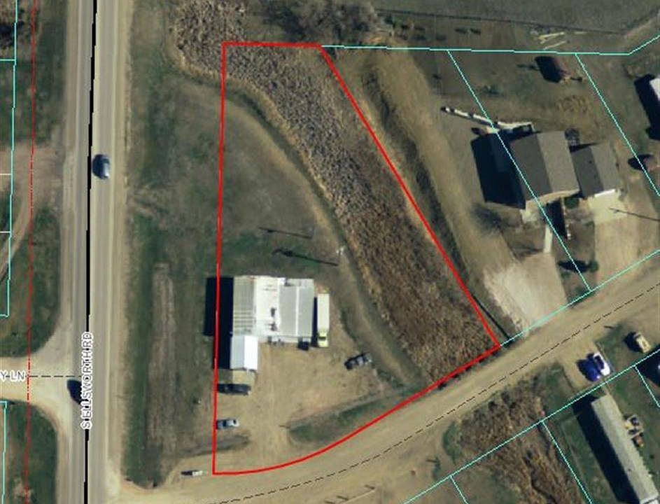 2nd image of 300 Hillview Dr