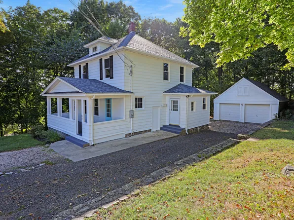 35 Buckingham Court, Watertown, CT 06779