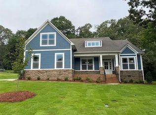 401 Woodduck Dr, Seneca, SC 29678
