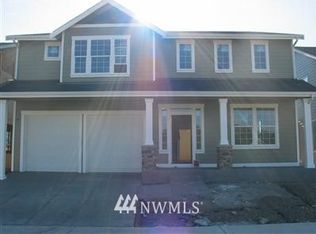 207 Phoenix Ave, Orting, WA 98360