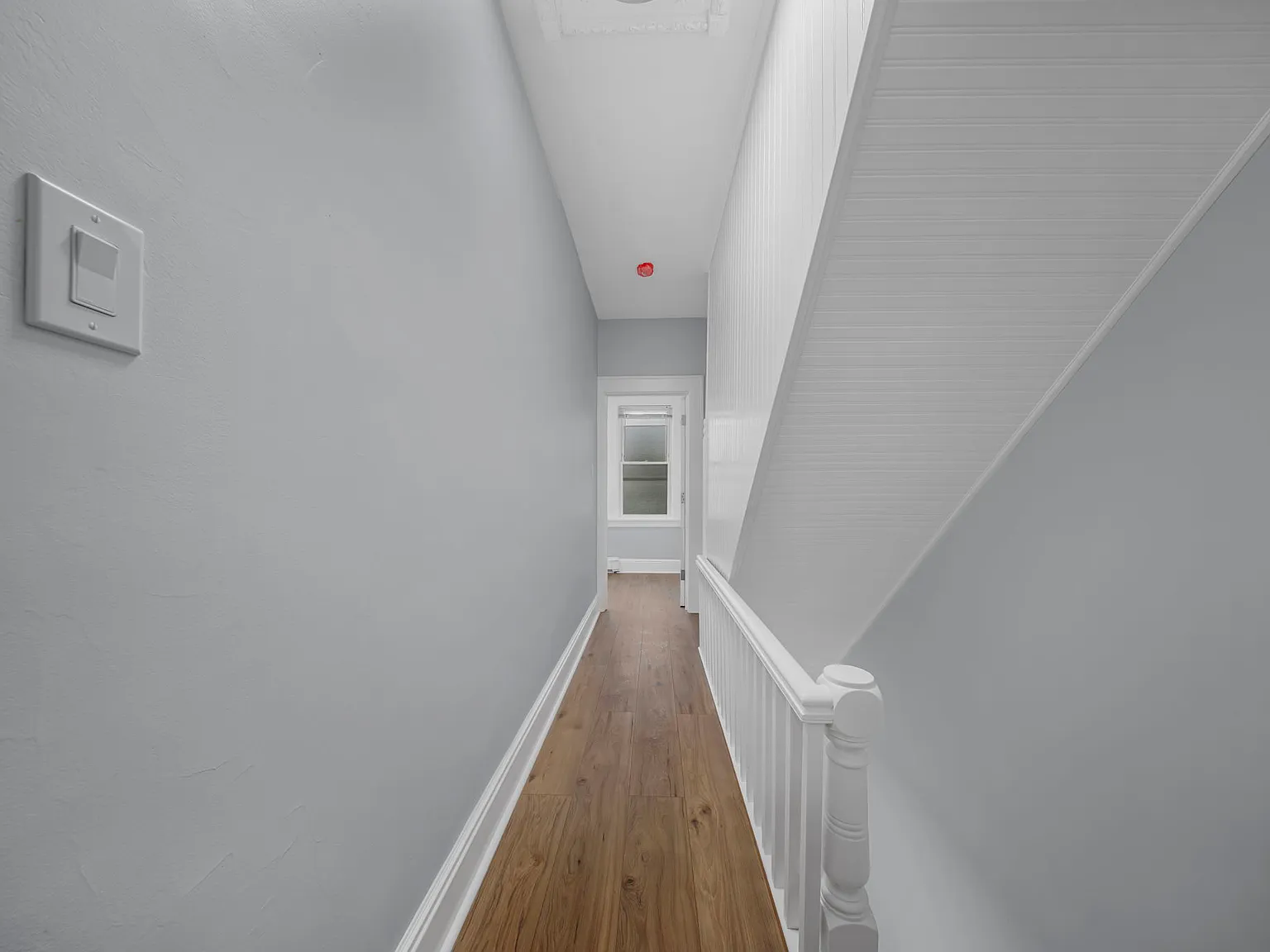 4 bed, 1200 sqft, $3,000 — Photo 2