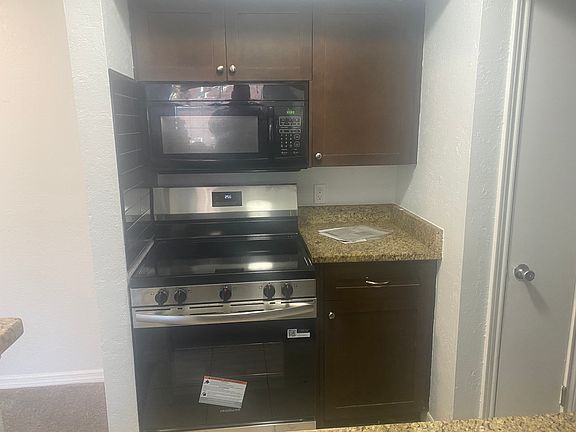 3rd image of 10200 Gandy Blvd #309