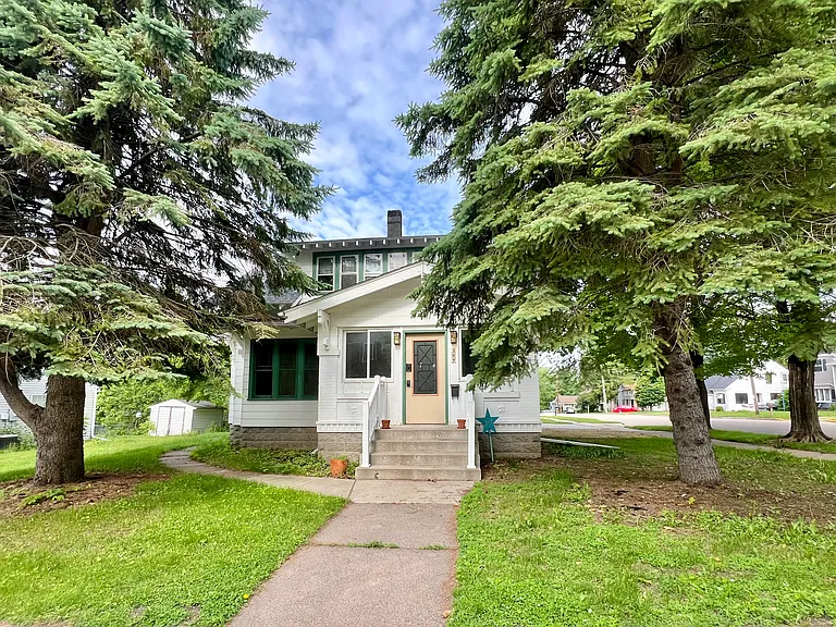 207 S Plum St — Photo 1