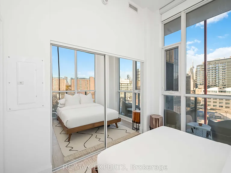 120 Parliament St #902 — Photo 16