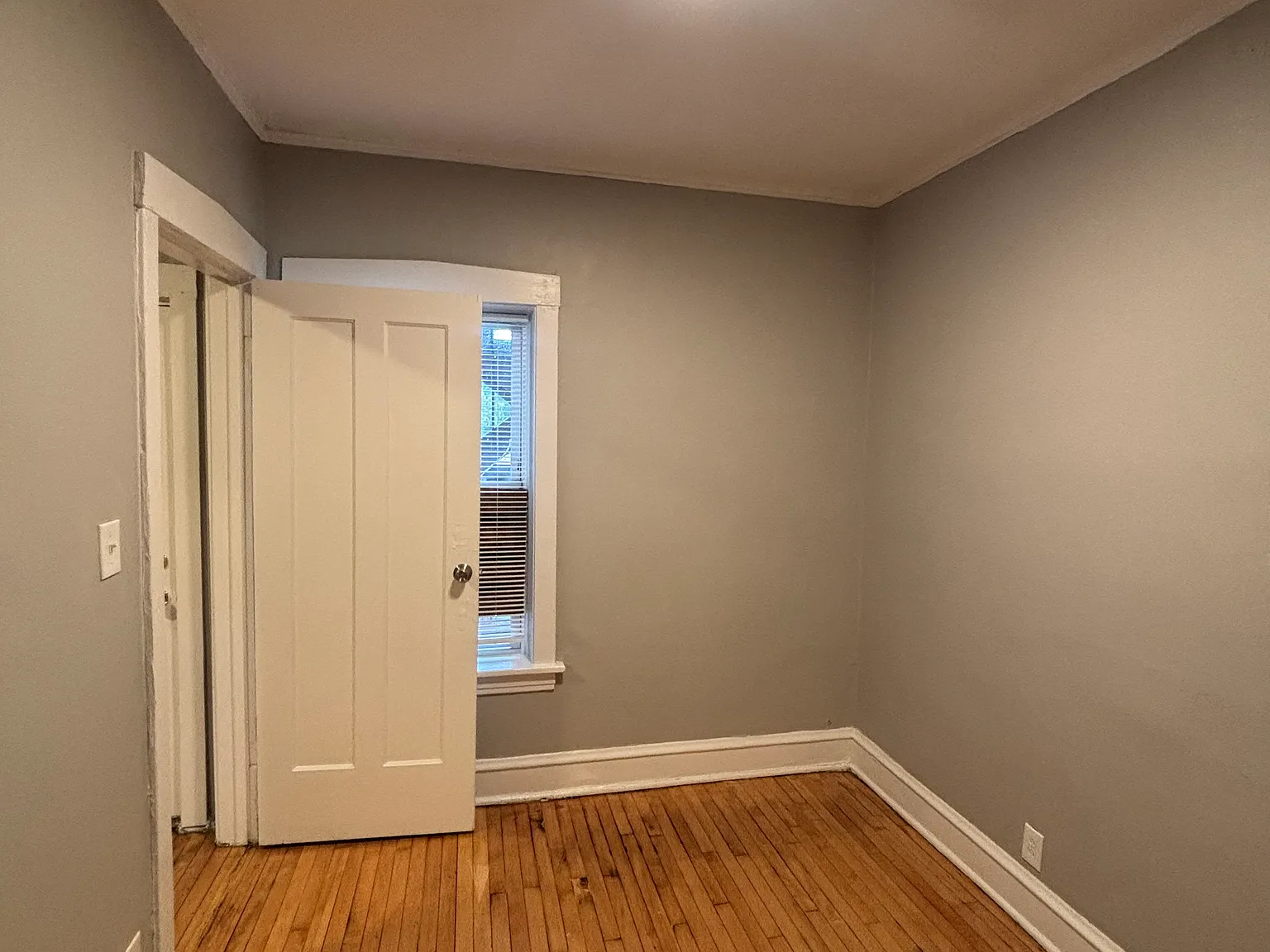 2 bed, 1.0 bath, $1,350 — Photo 1