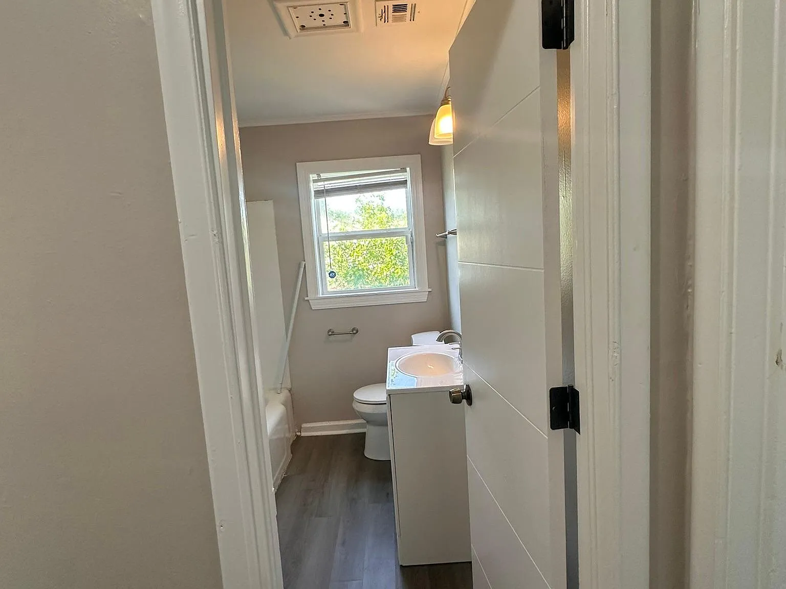 1 bed, $700 — Photo 4
