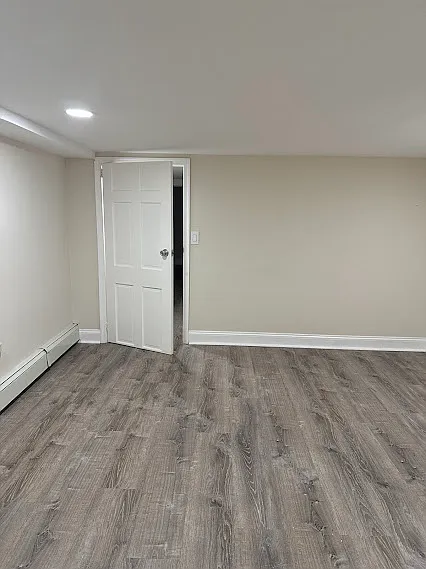 1 bed, 980 sqft, $1,800 — Photo 3
