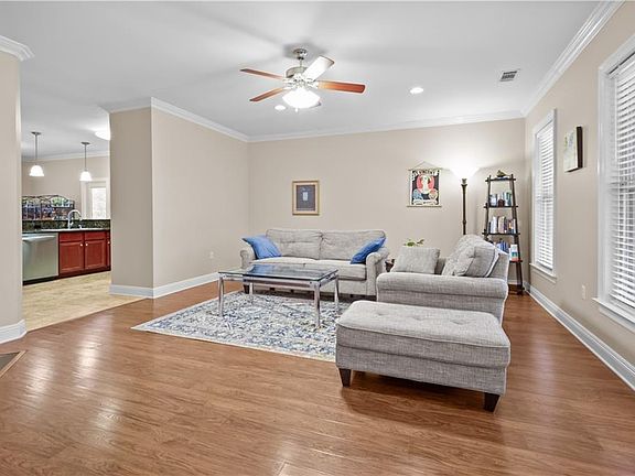 4th image of 126 Inspiration Ln